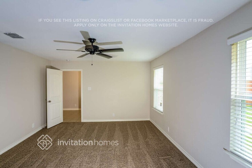 Building Photo - 13451 Drop Seed