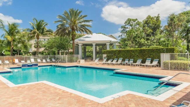 Building Photo - Well-Maintained 3-Bedroom Townhouse in Botanica | 1-Car Garage | Jupiter