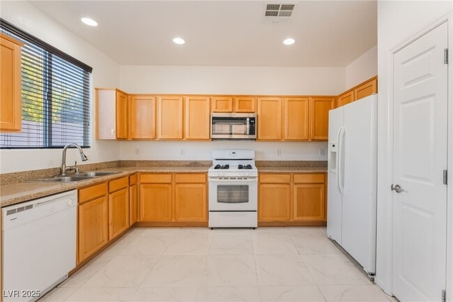 Building Photo - 5269 Brazelton St