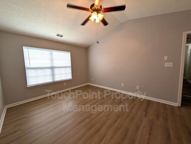 Building Photo - 7603 Lullwater Cove