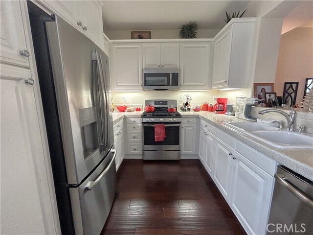 Building Photo - 17871 Shady View Dr