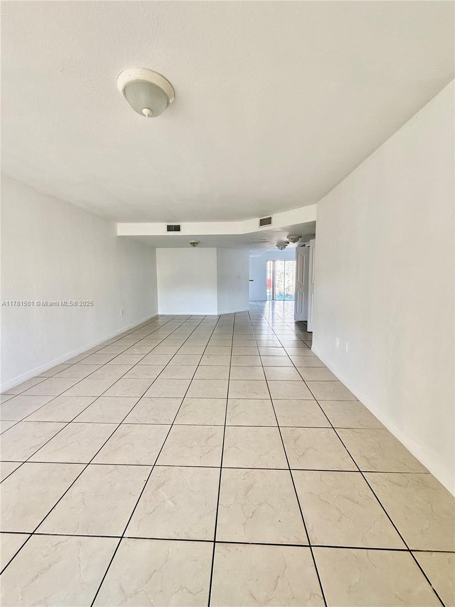 Building Photo - 8803 NW 109th Pl