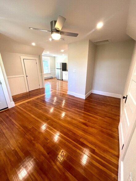 Living Room - 14 Schley St