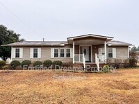 Building Photo - 9451 Green Loop Rd NE