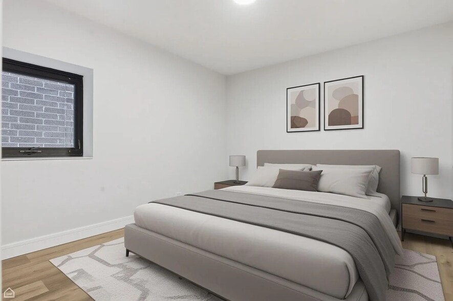 Building Photo - 1924 W Grand Ave