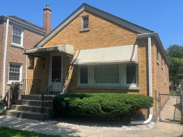 Exterior - 4053 N Plainfield Ave