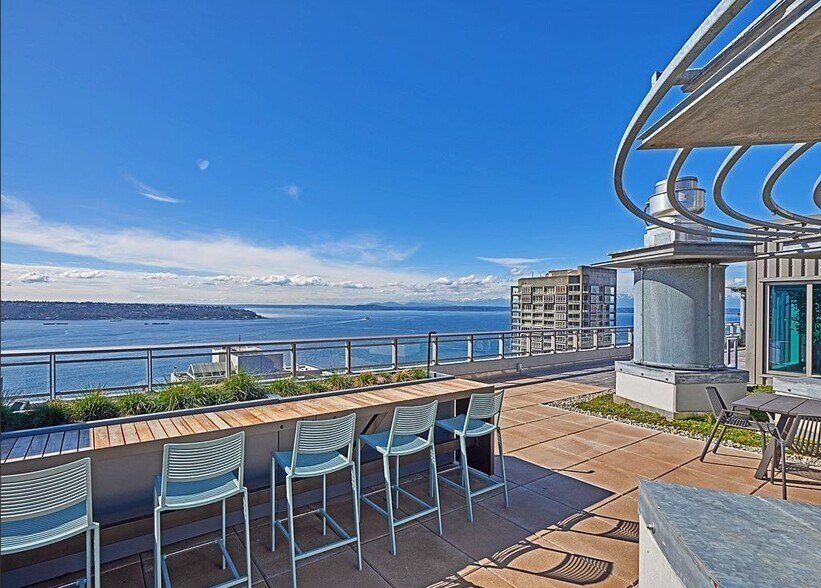 Rooftop-1 - 2033 2nd Ave