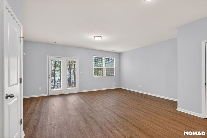 Building Photo - 6367 Kennonbriar Ct