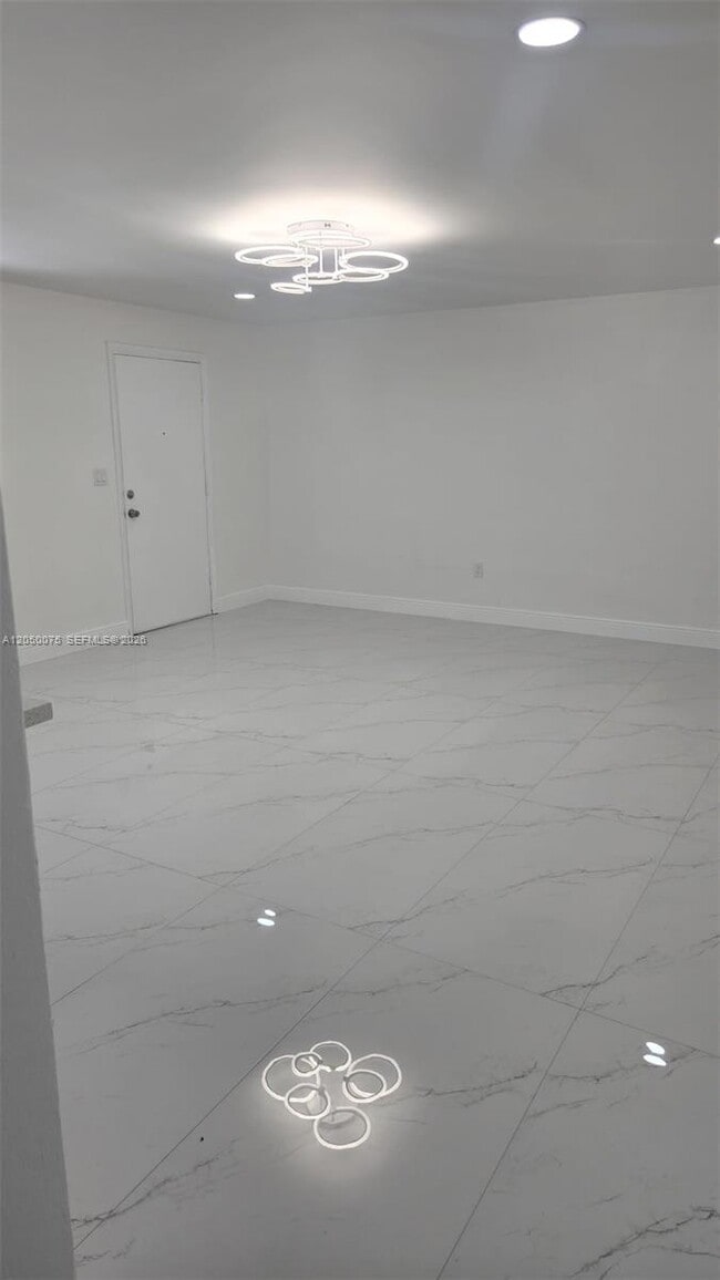 Building Photo - 3831 SW 79th Ave