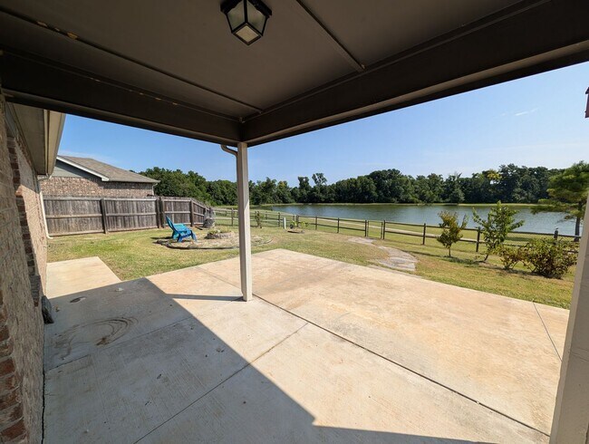 Building Photo - Chic 3 bedroom in Jenks with neighborhood park