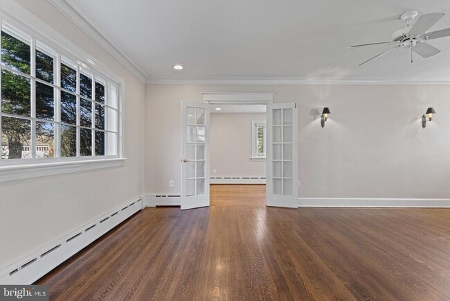 Building Photo - 1224 Lancaster Ave