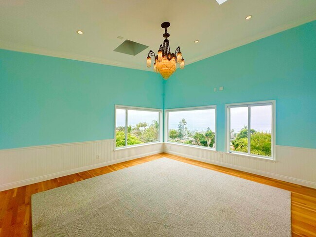 Building Photo - 4421 Orchard Ave