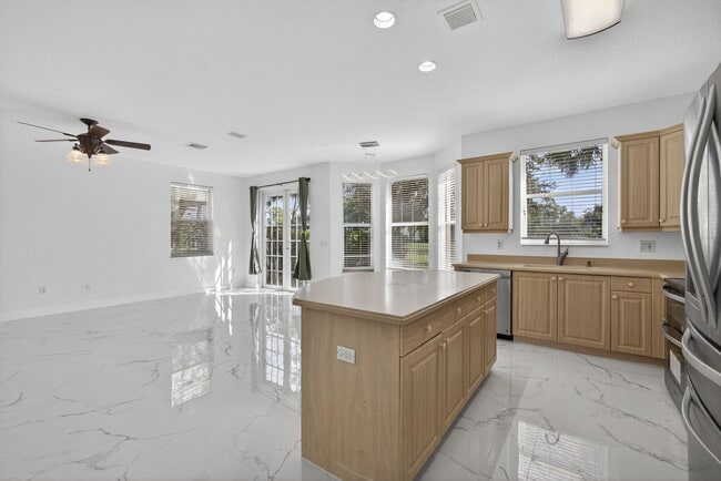 Building Photo - 2089 Reston Cir