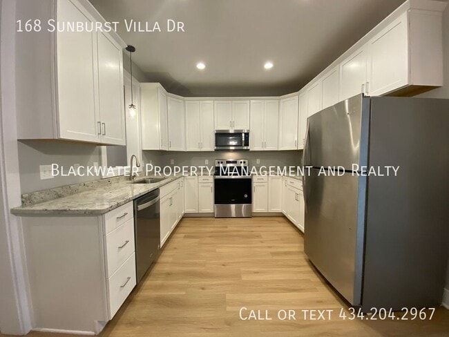 Building Photo - 168 Sunburst Villa Dr