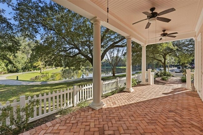 Building Photo - 815 Lake Evalyn Dr