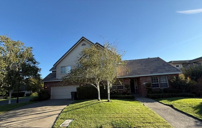 Building Photo - *Welcome to Your New Home in Cobble Shores...