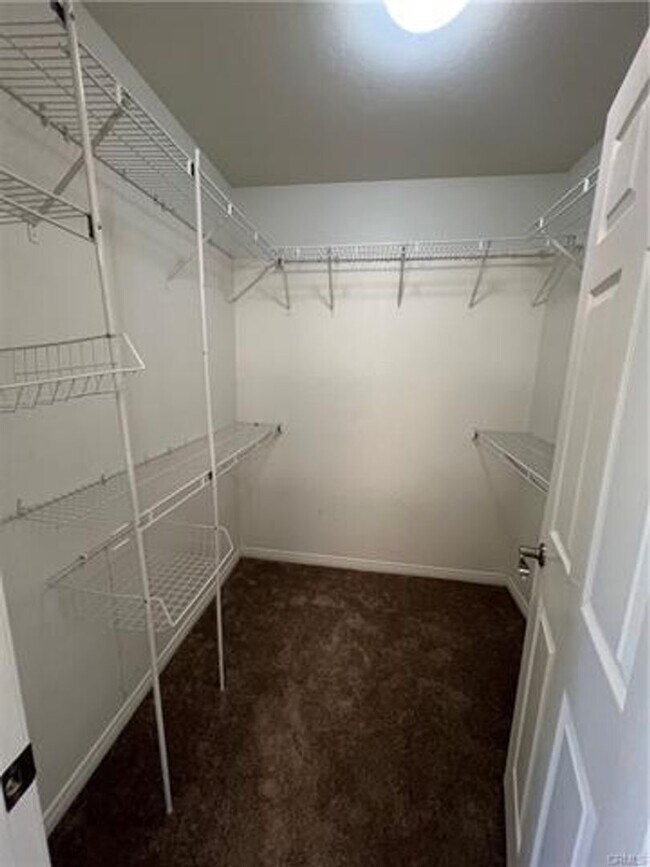 Building Photo - Welcome to this beautifully remodeled home