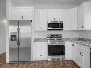 Building Photo - 5655 E 29th St