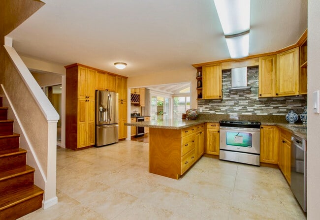 Building Photo - 7232 Kipu Pl