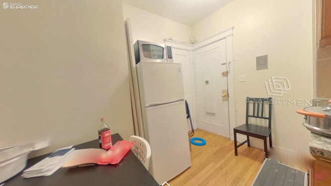 Building Photo - 70 Queensberry St