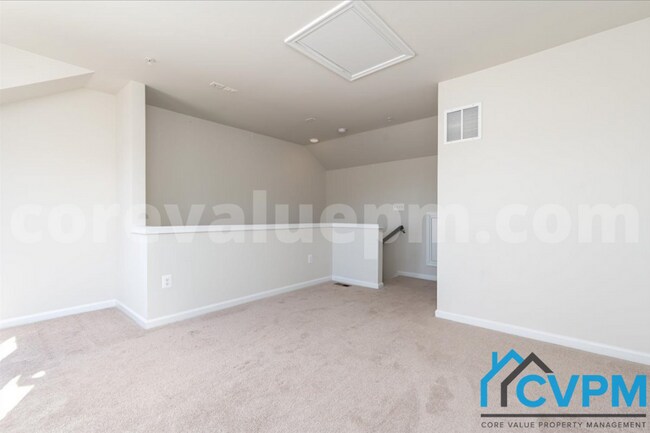 Building Photo - 2535 Debert Cir