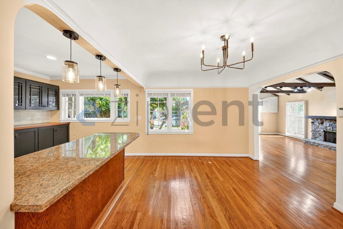 Building Photo - 2940 Cardiff Ave