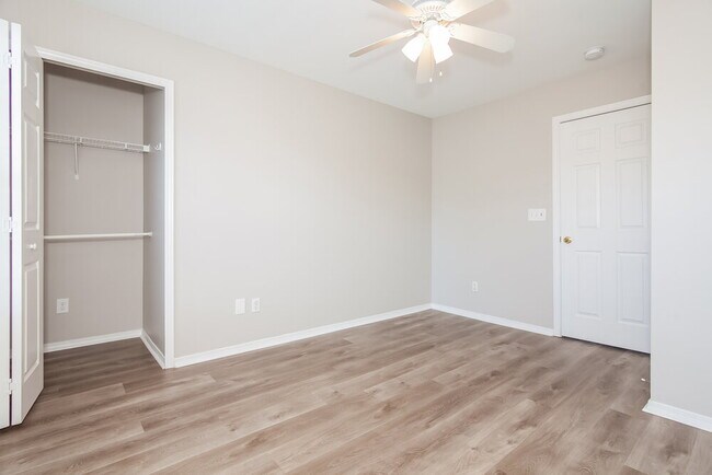 Building Photo - 8126 Rosberg Ln