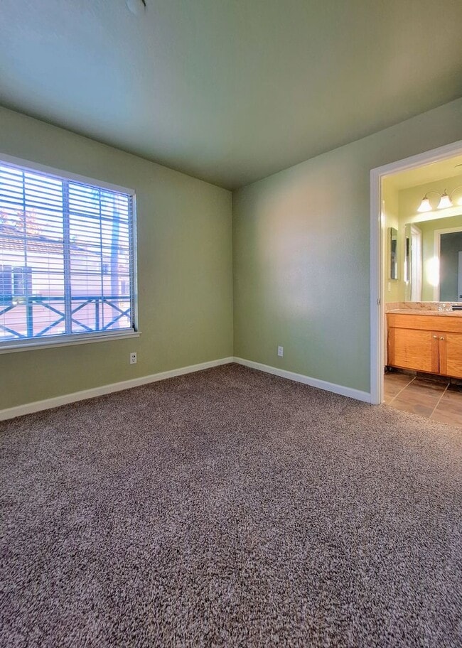 Building Photo - Beautiful 3bd Tri-level Home With Pool, Playground, & More!