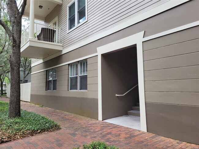 Building Photo - 4833 SW 91st Terrace