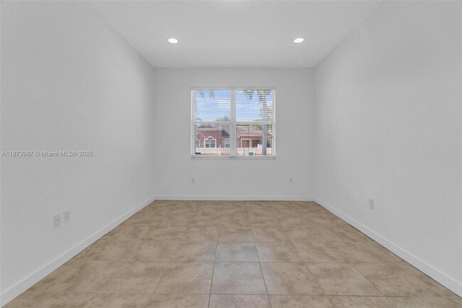 Building Photo - 11014 SW 237th Ln