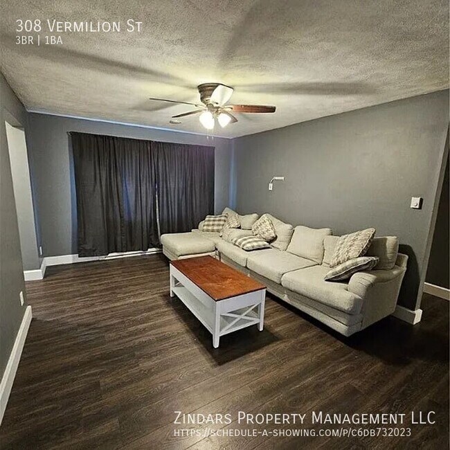 Primary Photo - 308 Vermilion St