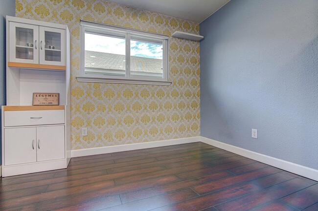 Building Photo - 12911 Quinn Trail