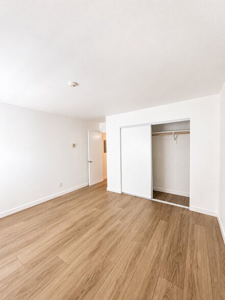 Building Photo - 108 N Helberta Ave