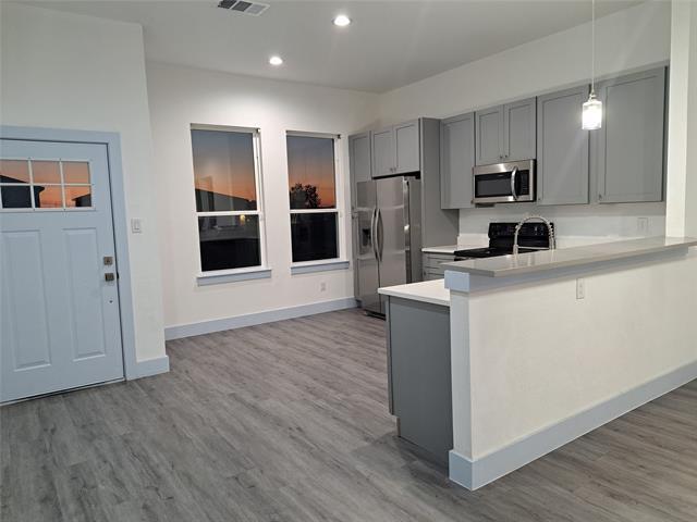 Building Photo - 3328 Noor St