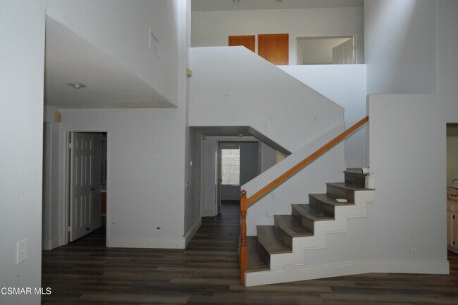 Building Photo - 438 Talbert Ave