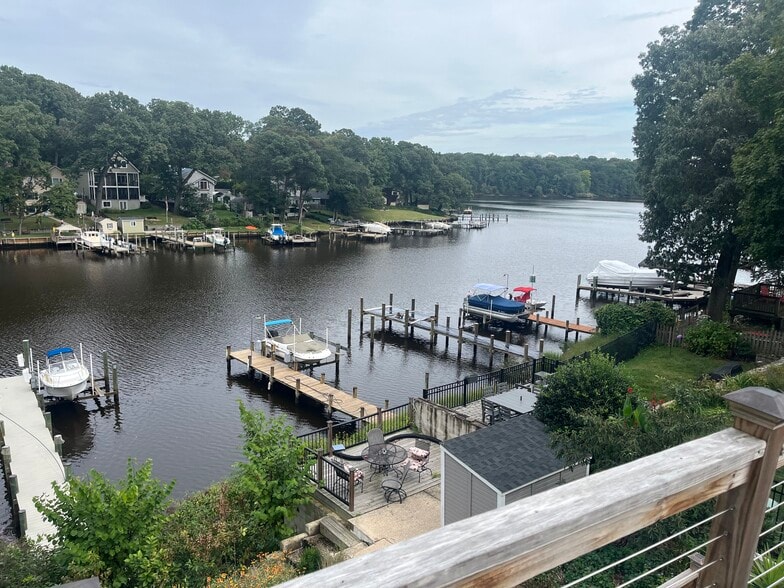 You have use of upper decks - 163 River Rd