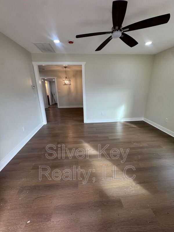 Building Photo - 3671 Sweetwater Vonore Rd