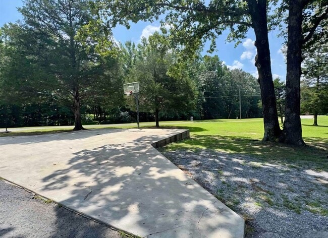 Building Photo - 7 Pleasant View Ln