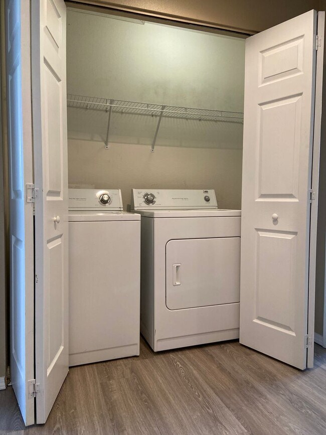 Building Photo - Condominium in Academy Commons