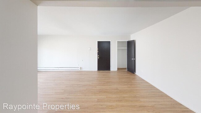 Building Photo - 2 br, 1 bath Apartment - 3210 Greenfield Rd