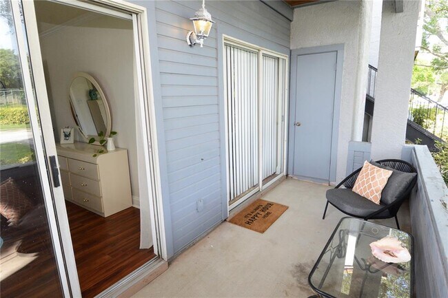 Building Photo - 10263 Gandy Blvd N