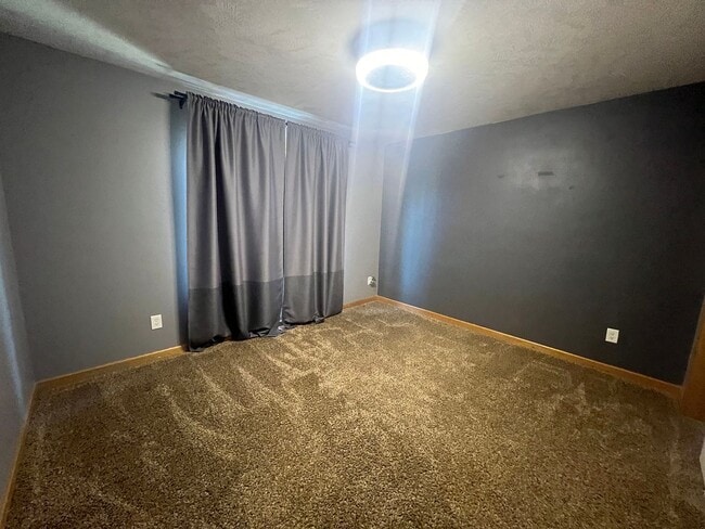 Building Photo - 1770 Pacific Ridge Ln