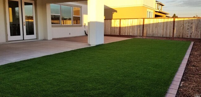 Building Photo - 2518 Barley Ln