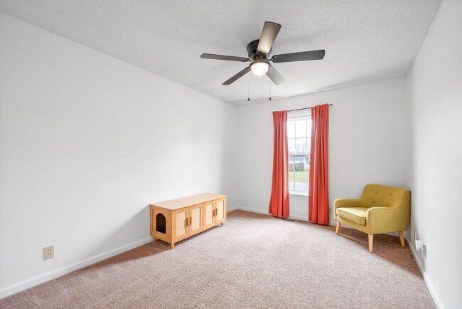 Building Photo - 3231 Tabby Dr