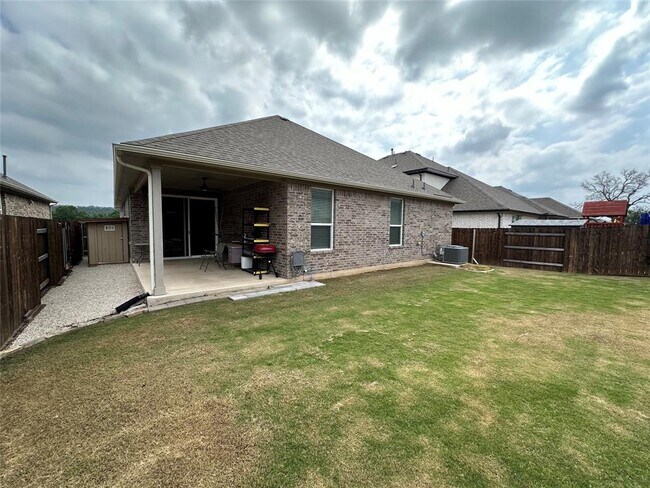 Building Photo - 2409 Gabriels Horn Rd