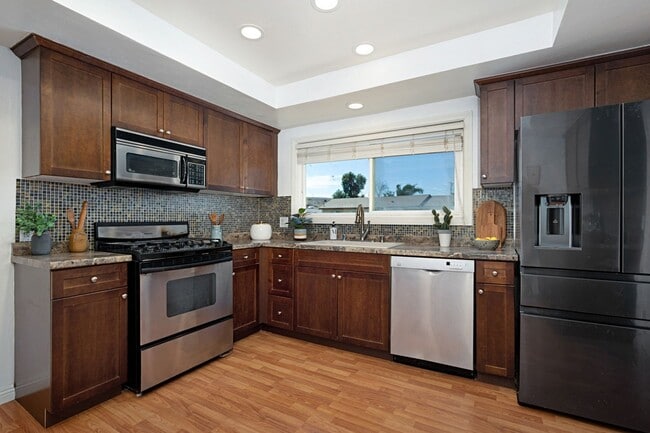 Building Photo - Beautiful 3BD 2BA House Sitting on Over 1/...