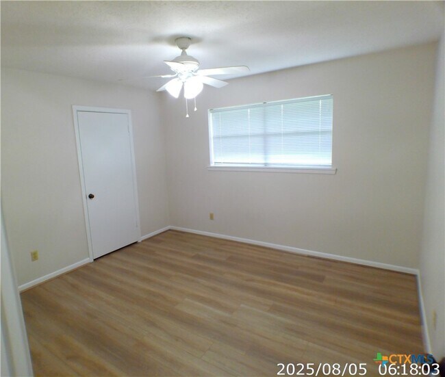 Building Photo - 3217 Patricia Ln