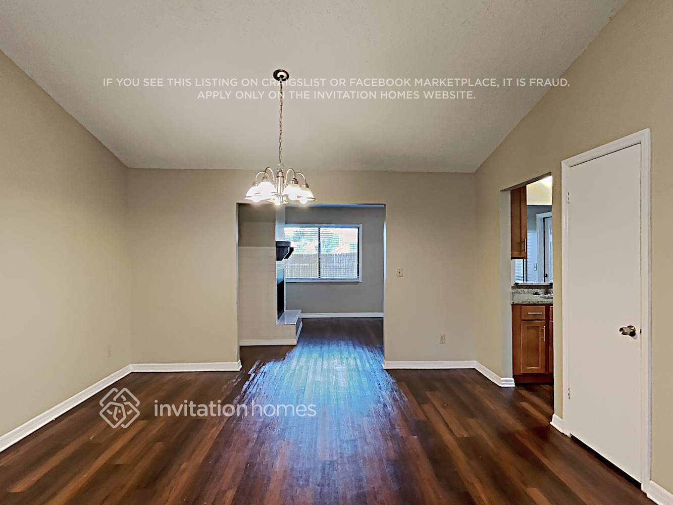 Building Photo - 113 E Sumter St