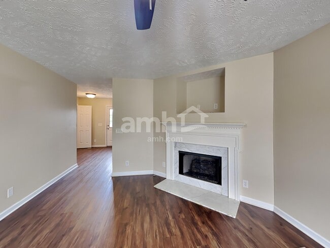 Building Photo - 1525 John Galt Dr