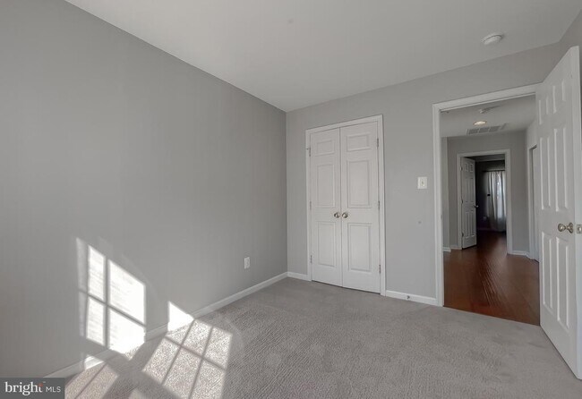 Building Photo - 23117 Primrose Wy